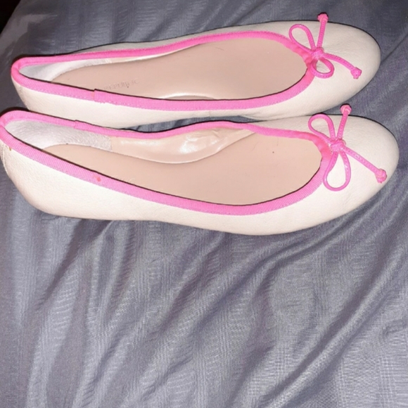 Banana Republic Flats - Picture 2 of 4